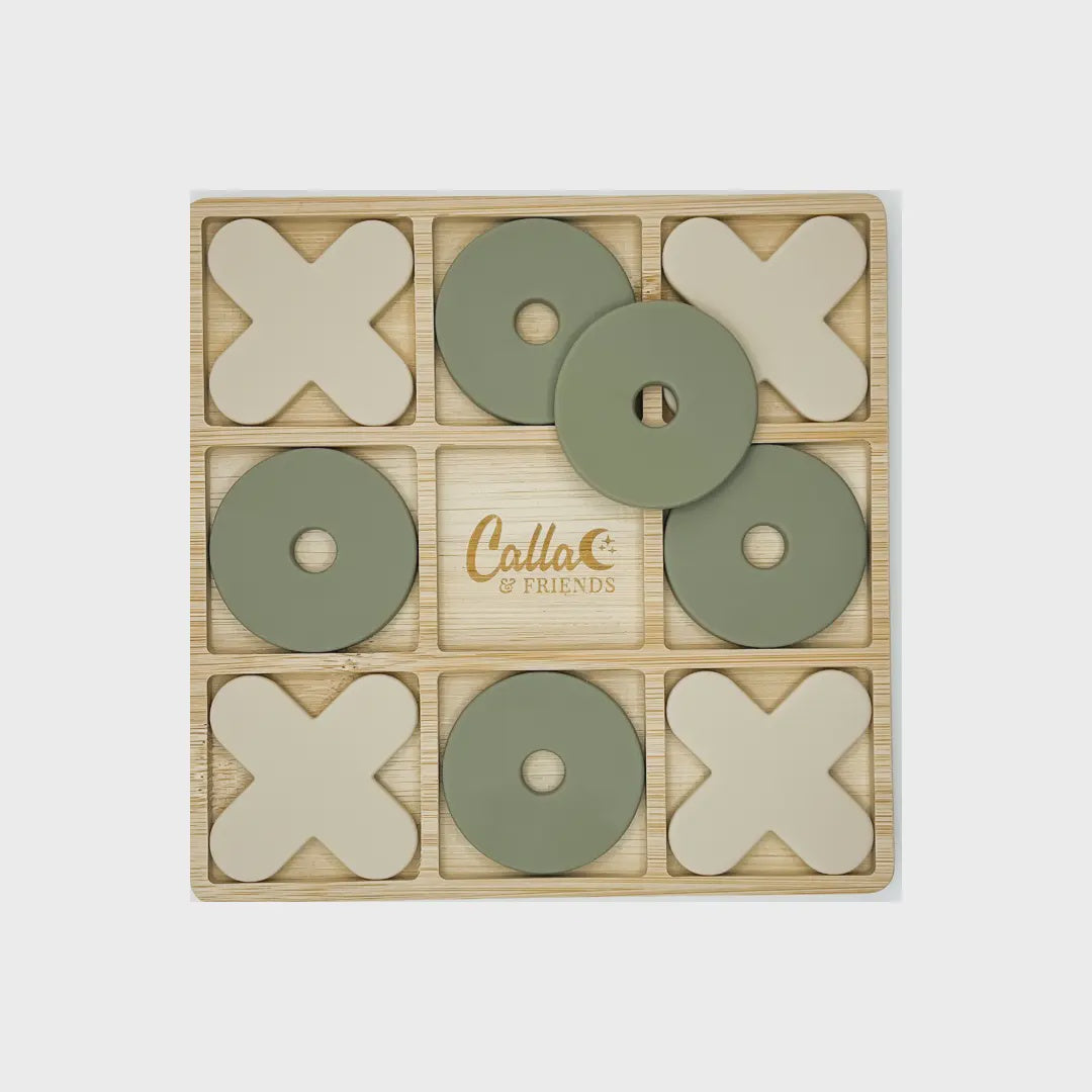 Silicone and Bamboo Tic Tac Toe