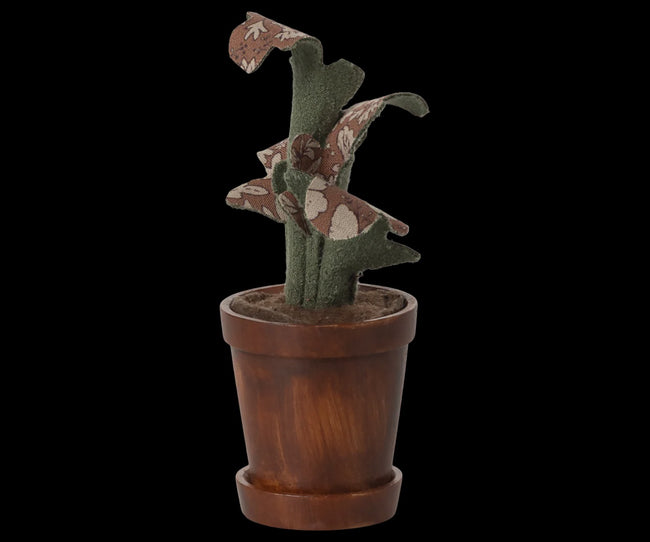Flower Pot w/Plant Miniature