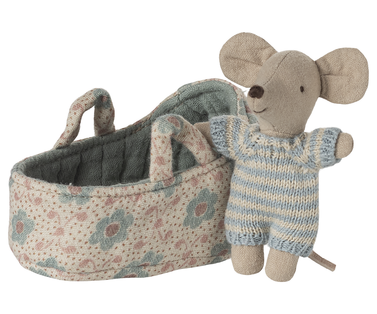Baby Mouse in Carry Cot- Blue