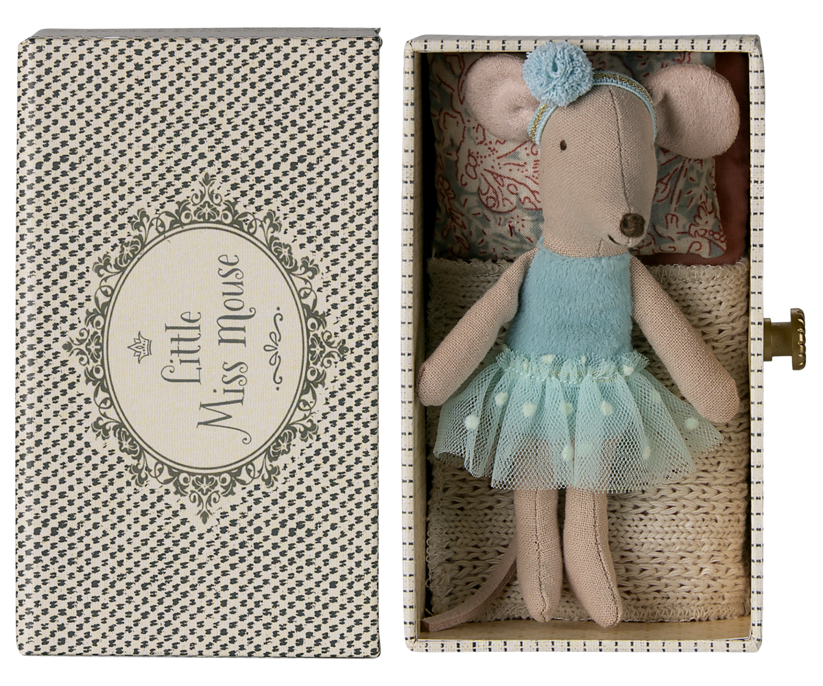 Dance Mouse in Daybed, Little Sister