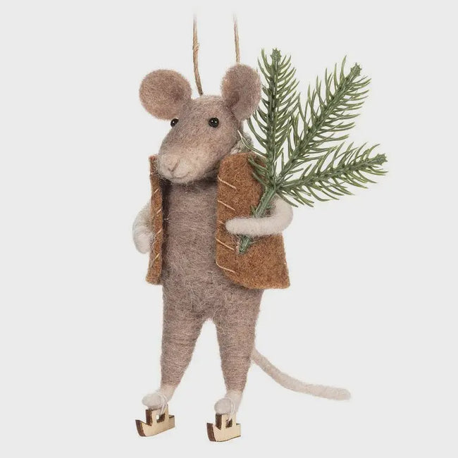 Skating Mouse w/Tree Ornmanet
