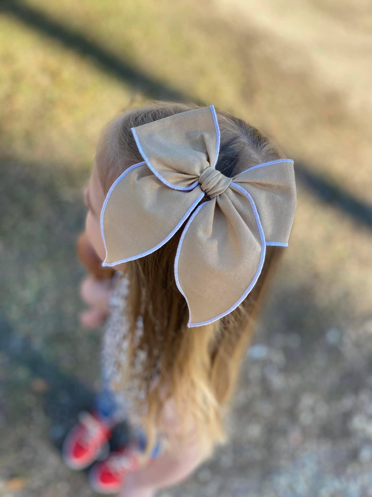Camel Large Hemmed-Edge Hair Bow